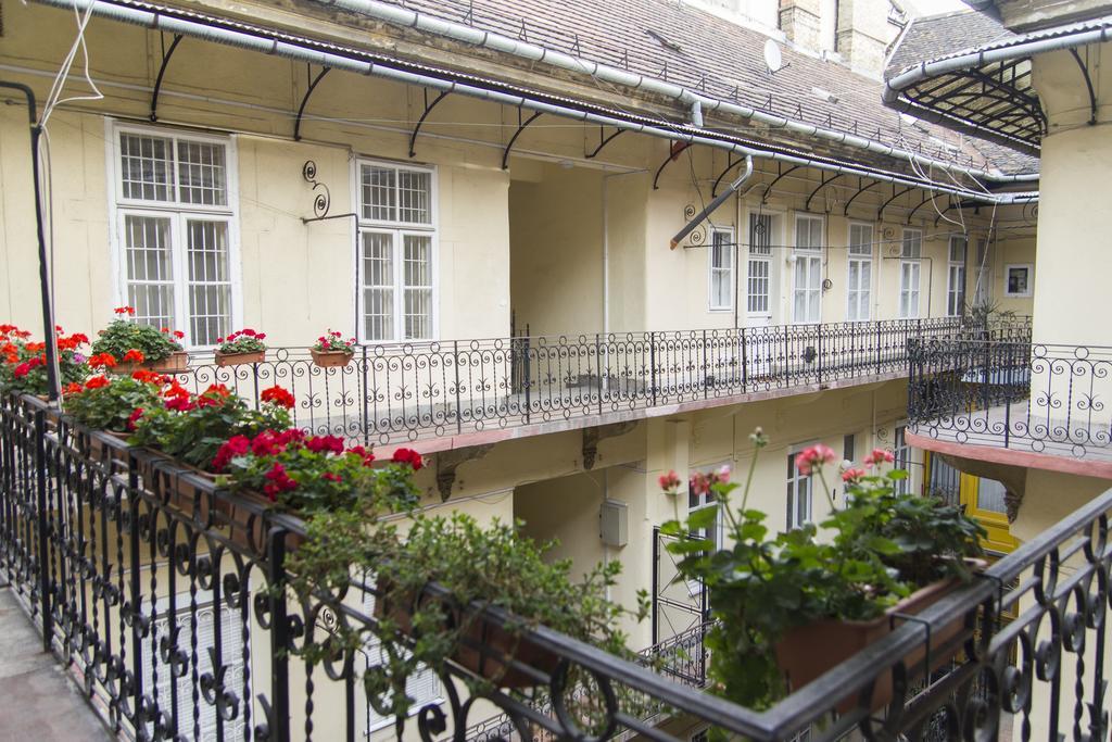 Real Apartments Museum Budapest Luaran gambar